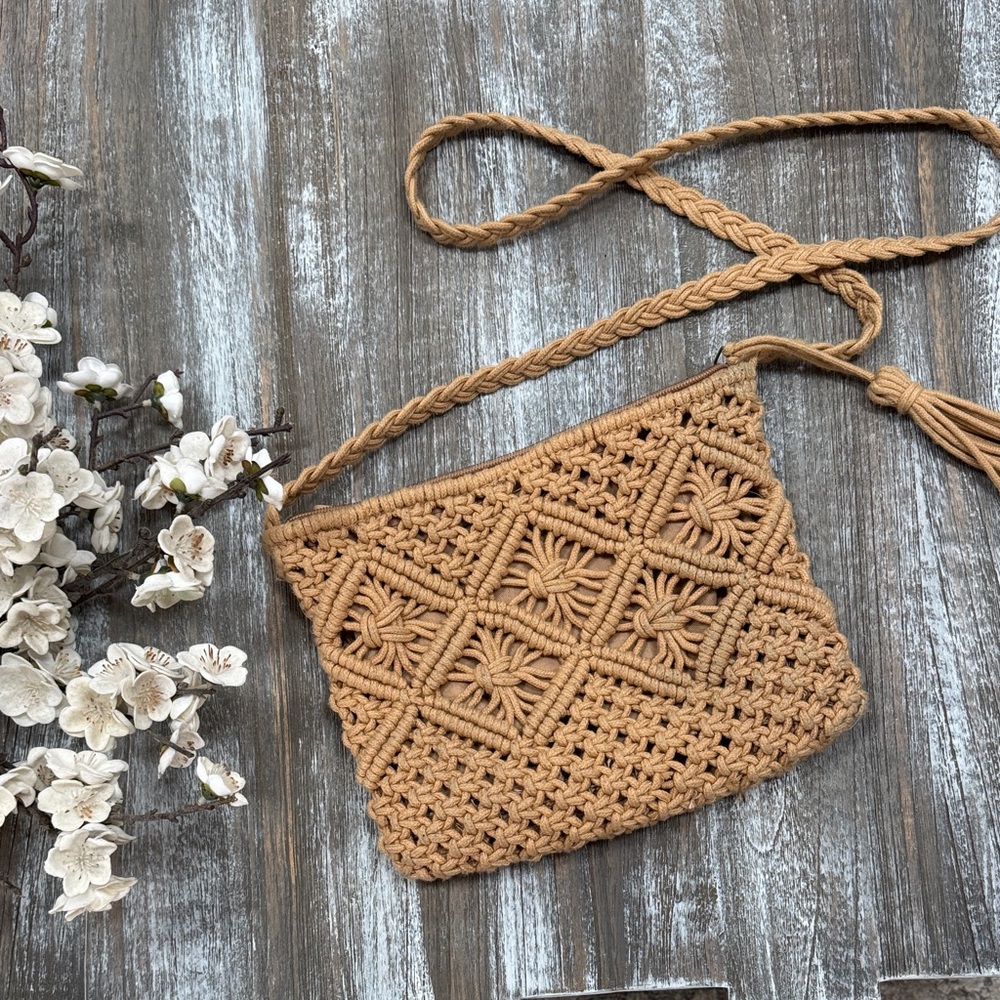 Handwoven Tan Crochet Crossbody Bag - Casual Women’s Shoulder Purse